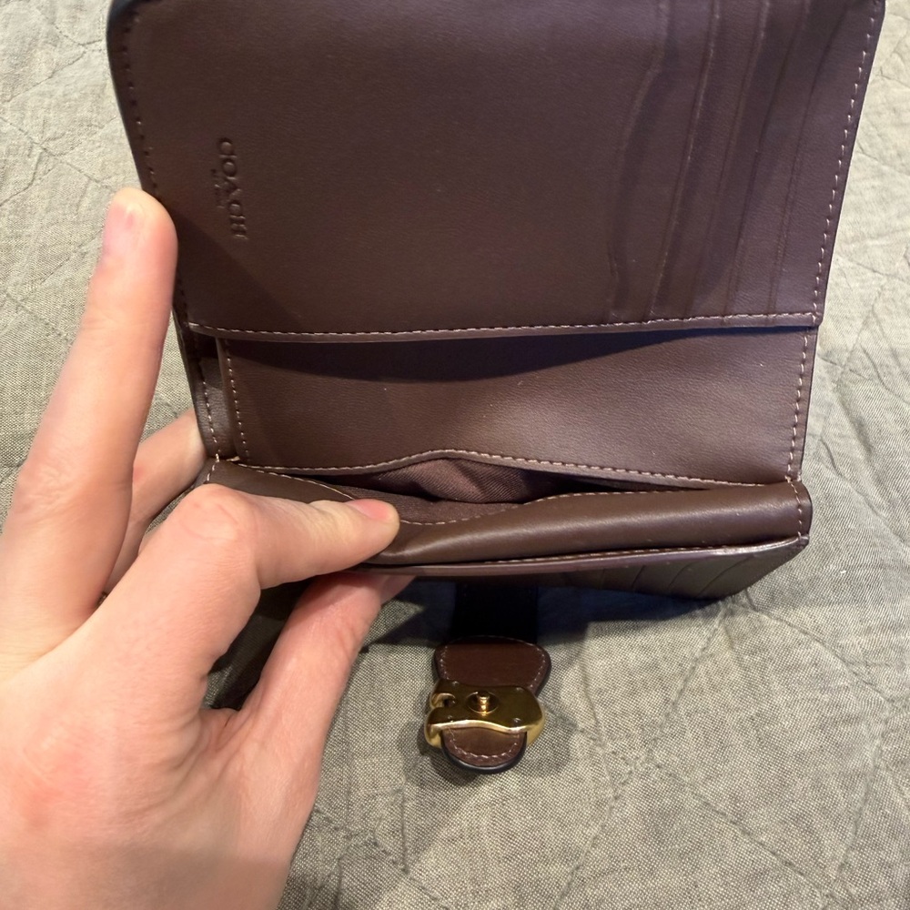 Coach Leather Wallet in Maple - Picture 5 of 9